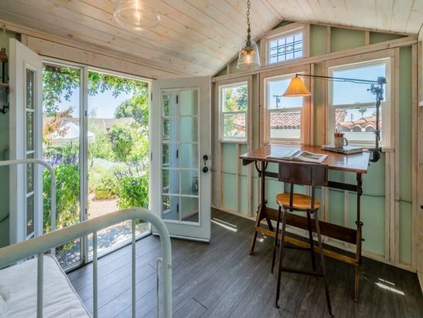 Charming 3 Bedrooms Home Sleeps 6 Guests in Santa Barbara