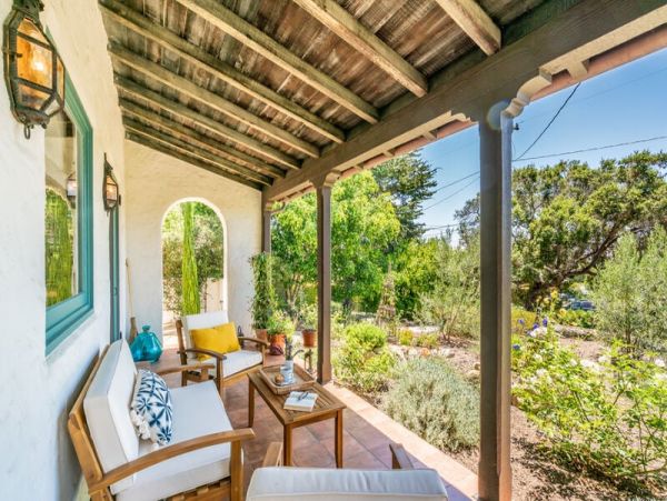 Charming 3 Bedrooms Home Sleeps 6 Guests in Santa Barbara