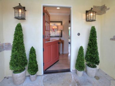 Two Bedroom Vacation Rental Home in Montecito Mountain Views