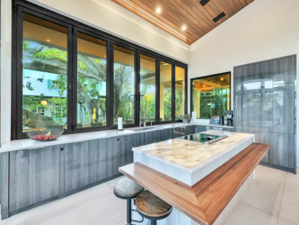 Anna Maria Island Luxury Vacation Rental - Gulf Coast Beach House with Pool & Rooftop Deck