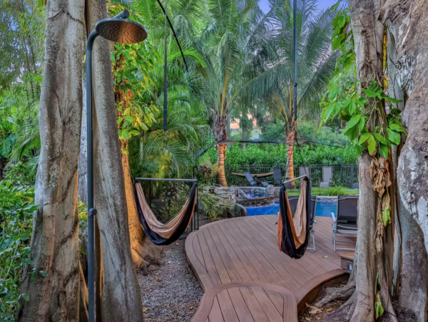 Anna Maria Island Luxury Vacation Rental - Gulf Coast Beach House with Pool & Rooftop Deck