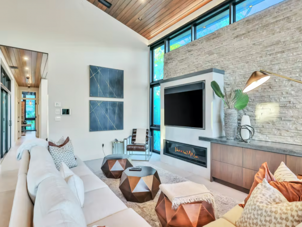 Anna Maria Island Luxury Vacation Rental - Gulf Coast Beach House with Pool & Rooftop Deck