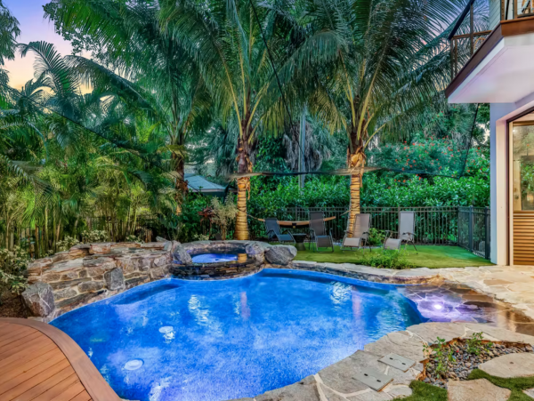 Anna Maria Island Luxury Vacation Rental - Gulf Coast Beach House with Pool & Rooftop Deck