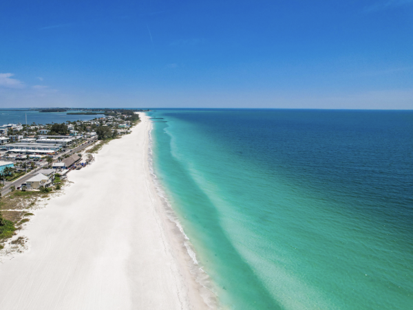 Anna Maria Island Luxury Vacation Rental - Gulf Coast Beach House with Pool & Rooftop Deck