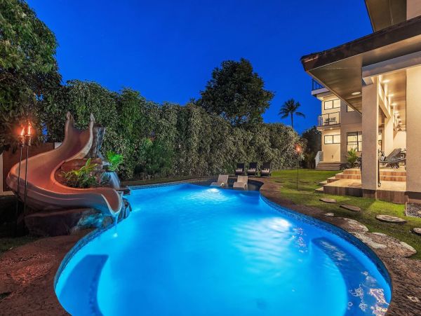 Luxury Lahaina Vacation Pool Home Sleeps 28 Guests