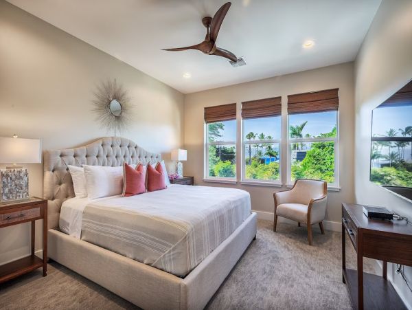 Luxury Lahaina Vacation Pool Home Sleeps 28 Guests