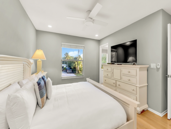 Anna Maria Three Bedroom Walk to Beach Vacation Home