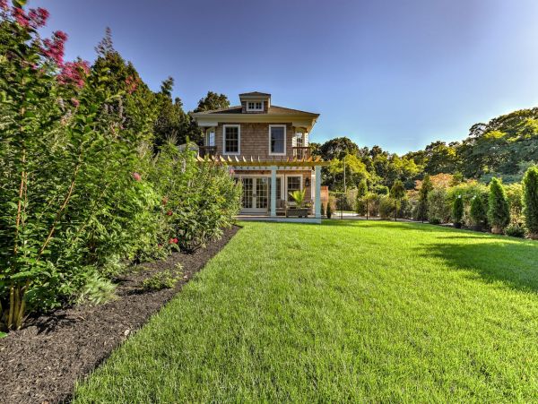 Luxury Southampton Vacation Home 3 Bedrooms Sleeps 6 Guests