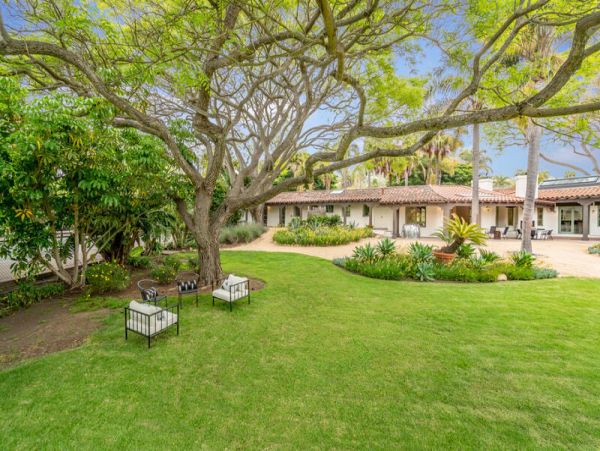 Santa Barbara Vacation Pool Home Sleeps 6 Guests