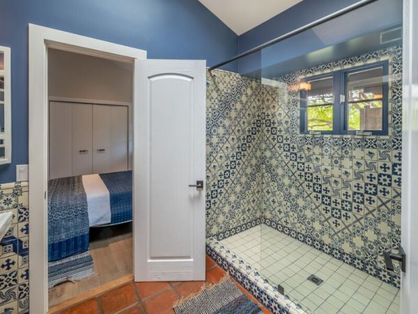 Santa Barbara Vacation Pool Home Sleeps 6 Guests