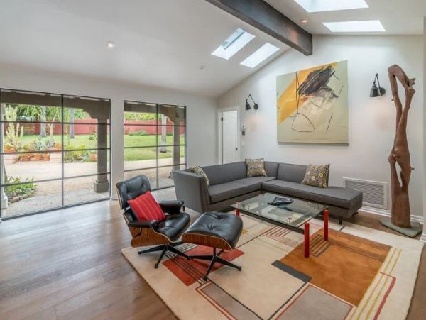 Santa Barbara Vacation Pool Home Sleeps 6 Guests