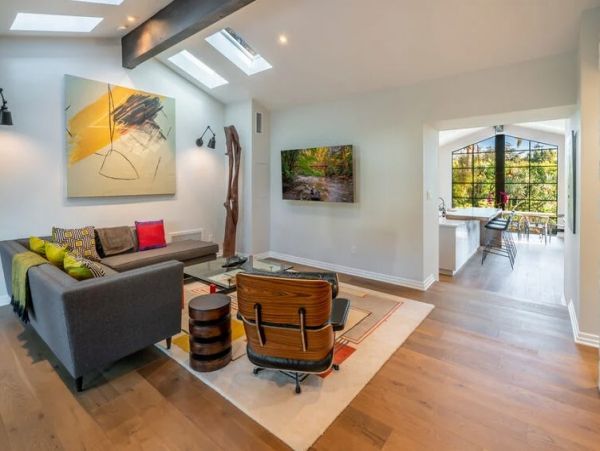 Santa Barbara Vacation Pool Home Sleeps 6 Guests