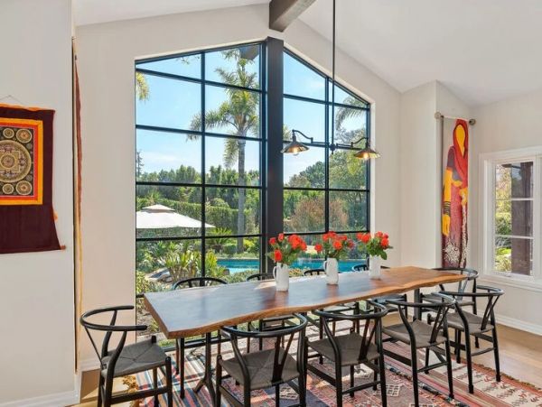 Santa Barbara Vacation Pool Home Sleeps 6 Guests