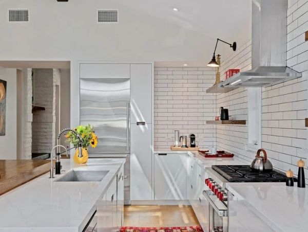 Santa Barbara Vacation Pool Home Sleeps 6 Guests