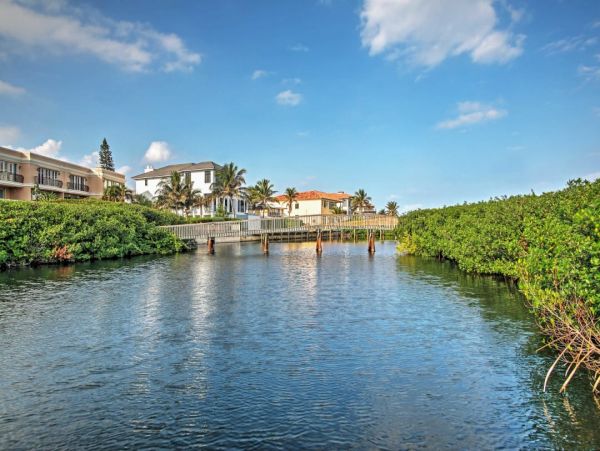 Pompano Beach Great Five Bedroom Vacation Pool Home