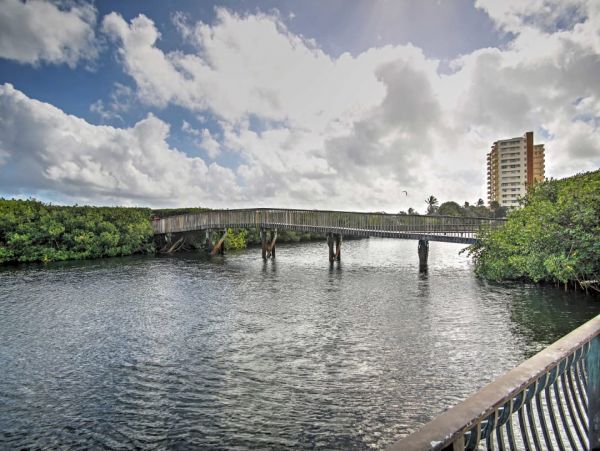 Pompano Beach Great Five Bedroom Vacation Pool Home