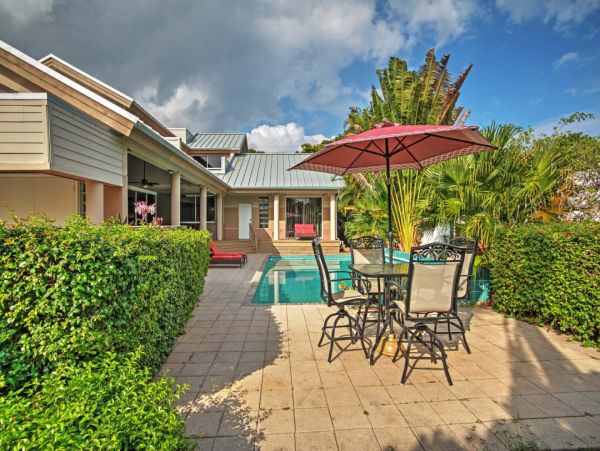 Pompano Beach Great Five Bedroom Vacation Pool Home