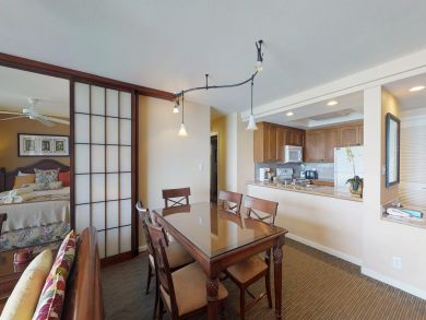 Lahaina Vacation Rental Condo Sleeps Six