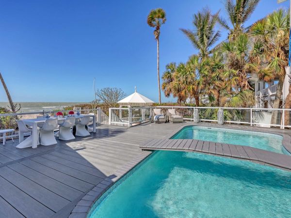 Private Beachfront Estate in Nokomis, FL - Luxurious Coastal Retreat
