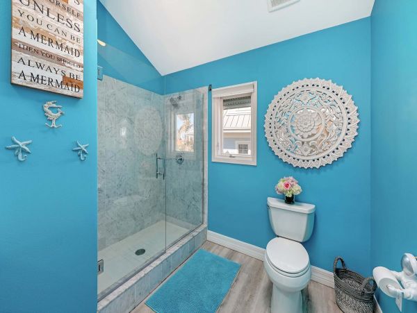 Private Beachfront Estate in Nokomis, FL - Luxurious Coastal Retreat