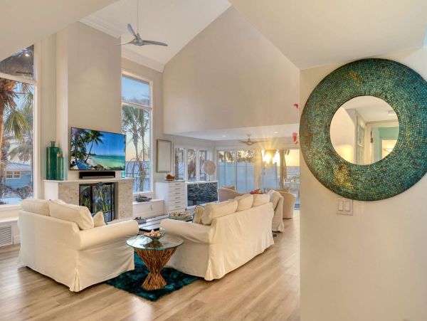 Private Beachfront Estate in Nokomis, FL - Luxurious Coastal Retreat