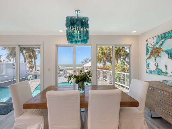 Private Beachfront Estate in Nokomis, FL - Luxurious Coastal Retreat