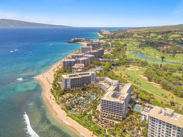 Maui Vacation Rental - Six Bedroom Ground Floor Luxury Suites