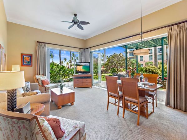 Maui Vacation Rental - Six Bedroom Ground Floor Luxury Suites