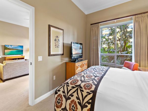 Maui Vacation Rental - Six Bedroom Ground Floor Luxury Suites