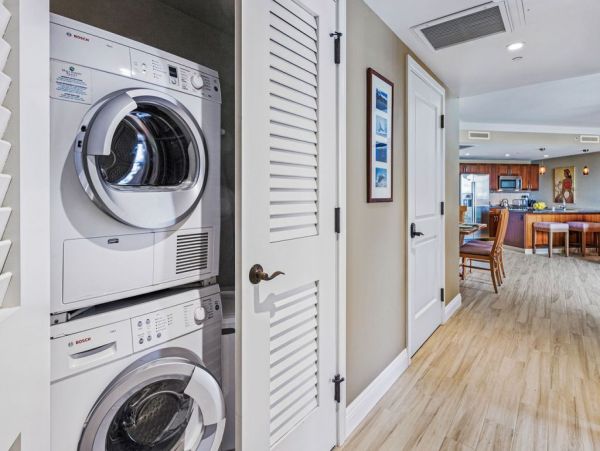 Luxurious Two-Bedroom Ocean View Suite in Kaanapali