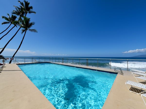 Oceanfront Lahaina Luxury Vacation Rental Sleeps 8 Guests