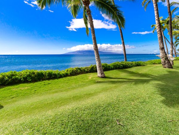 Oceanfront Lahaina Luxury Vacation Rental Sleeps 8 Guests