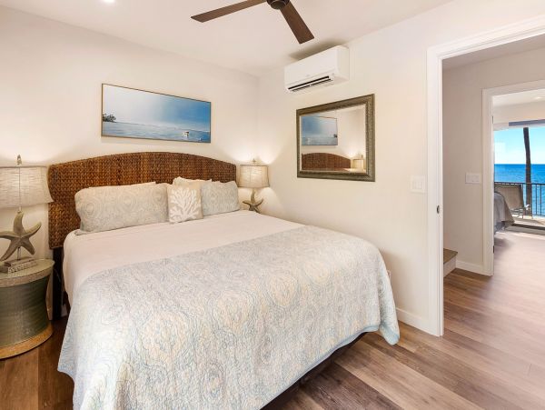 Oceanfront Lahaina Luxury Vacation Rental Sleeps 8 Guests