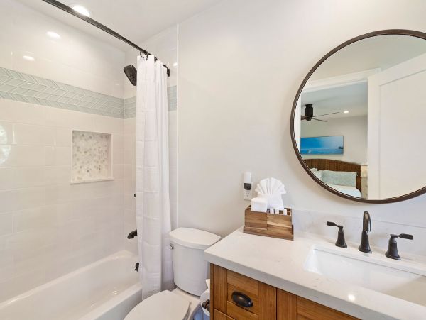 Oceanfront Lahaina Luxury Vacation Rental Sleeps 8 Guests