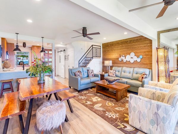 Oceanfront Lahaina Luxury Vacation Rental Sleeps 8 Guests