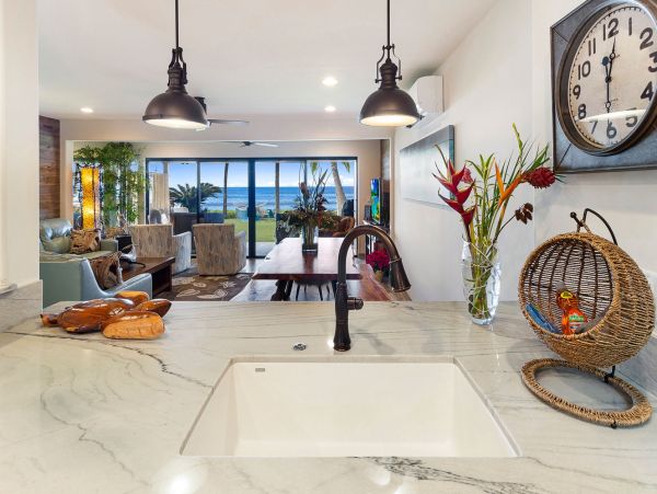 Oceanfront Lahaina Luxury Vacation Rental Sleeps 8 Guests