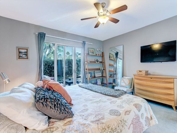 Charming 3 Bedroom Duplex in Del Mar One Block to Beach