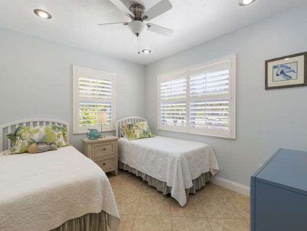 Bradenton Beach Vacation Pool Home With Bay Views Sleeps 10