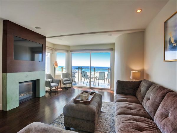 Mission Beach Vacation Duplex Direct Ocean Access