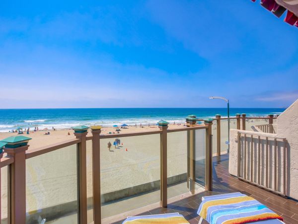 Mission Beach Vacation Duplex Direct Ocean Access