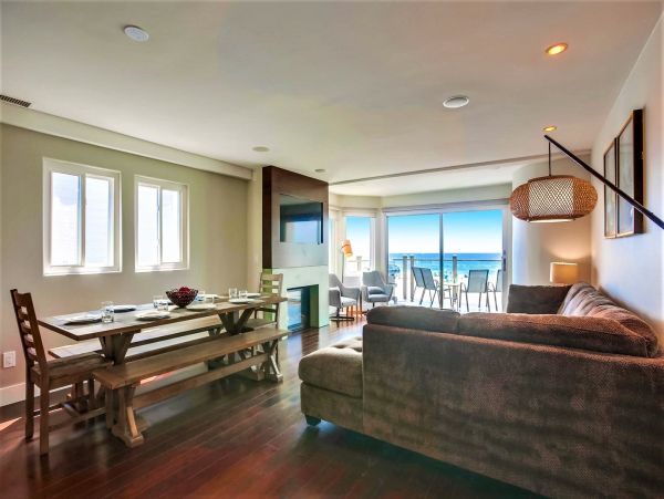 Mission Beach Vacation Duplex Direct Ocean Access