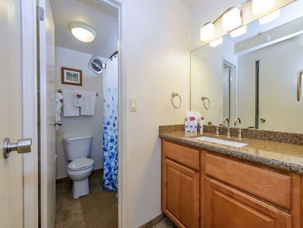 Great Value Lahaina Vacation Beach Condo Sleeps 6 Guests