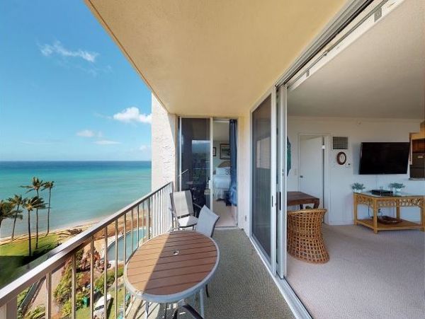 Great Value Lahaina Vacation Beach Condo Sleeps 6 Guests