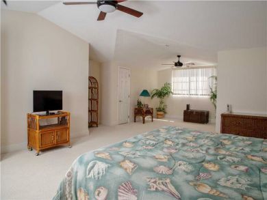 Key Colony Vacation Home Sleeps 6 Guests Short Walk to Beach