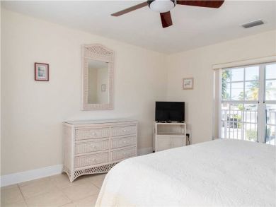 Key Colony Vacation Home Sleeps 6 Guests Short Walk to Beach