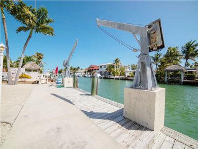 Key Colony Vacation Home Sleeps 6 Guests Short Walk to Beach