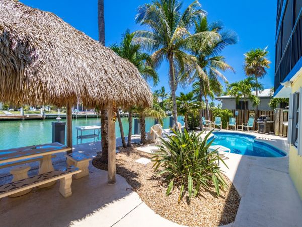 Three Bedroom Vacation Duplex in Key Colony Beach