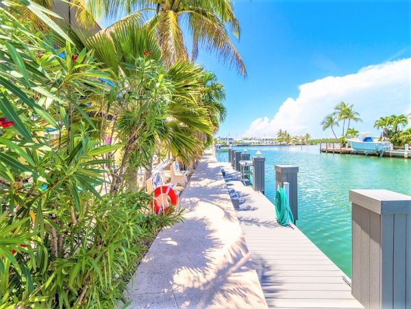 Three Bedroom Vacation Duplex in Key Colony Beach