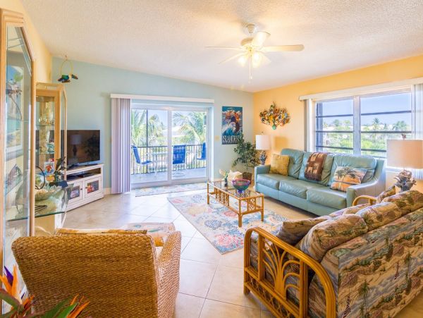 Three Bedroom Vacation Duplex in Key Colony Beach