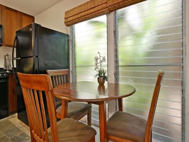 Lahaina Walk to Beach Two Bedroom Vacation Condo